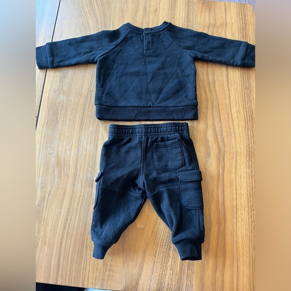 Perfect Condition Reebok Jogger Set - Picture 2 of 6